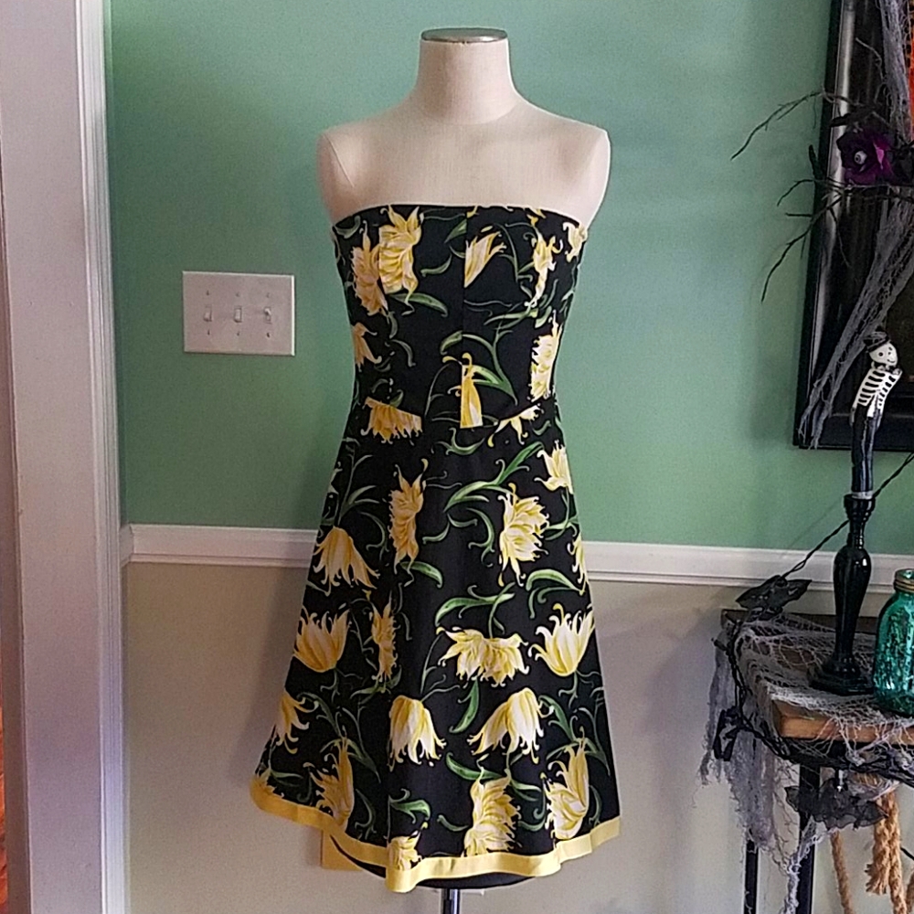 Women's Strapless Dress